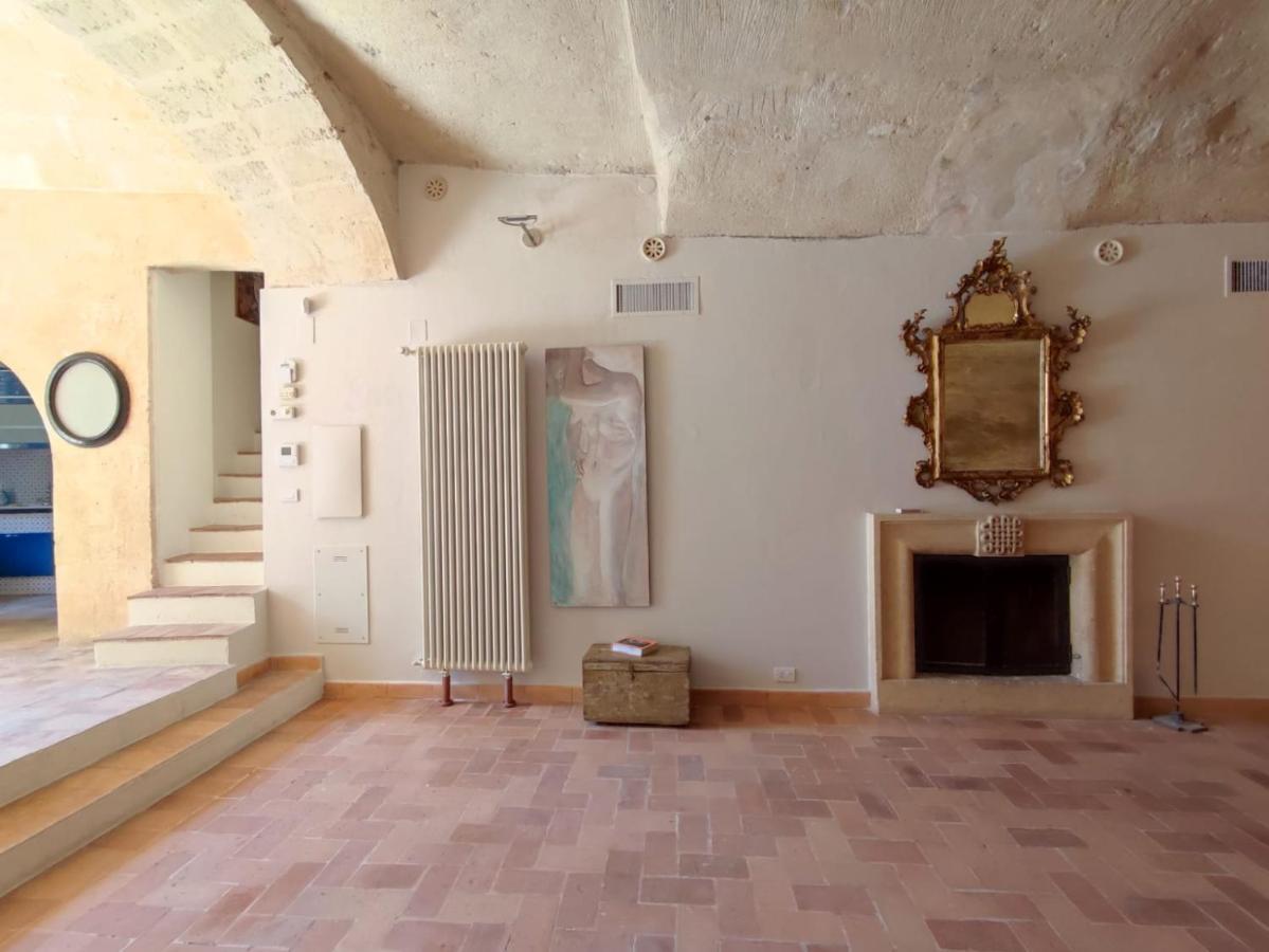 Casa Tudor Art Luxury Rooms Matera Exterior photo
