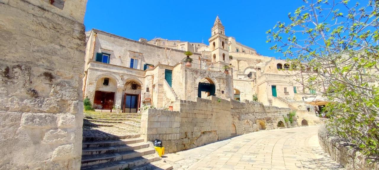 Casa Tudor Art Luxury Rooms Matera Exterior photo