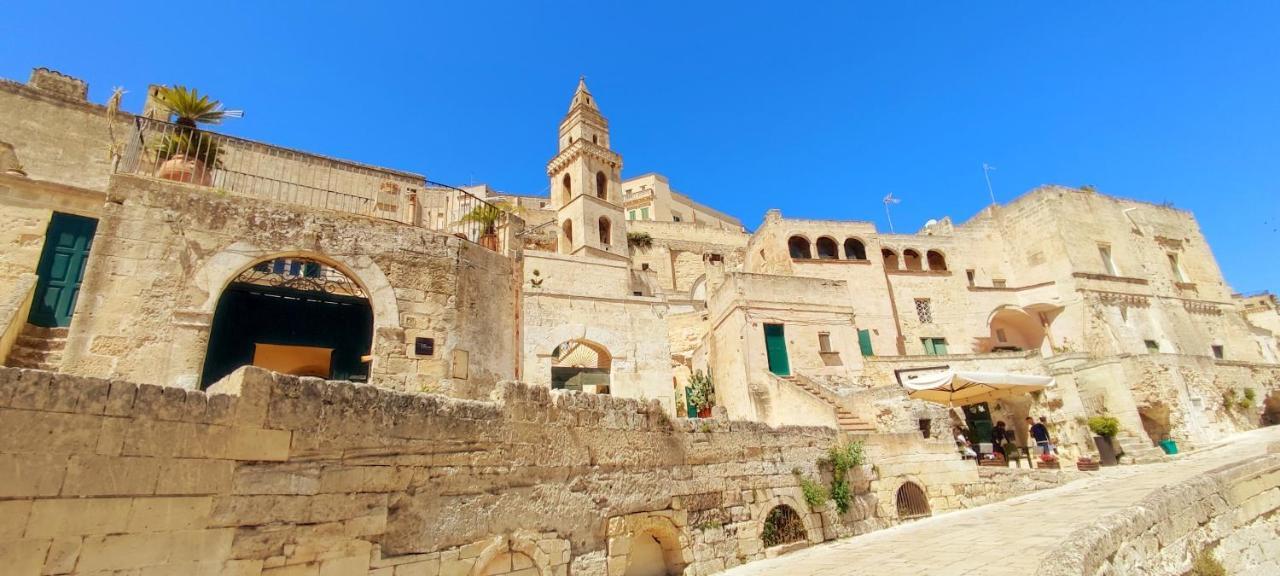 Casa Tudor Art Luxury Rooms Matera Exterior photo