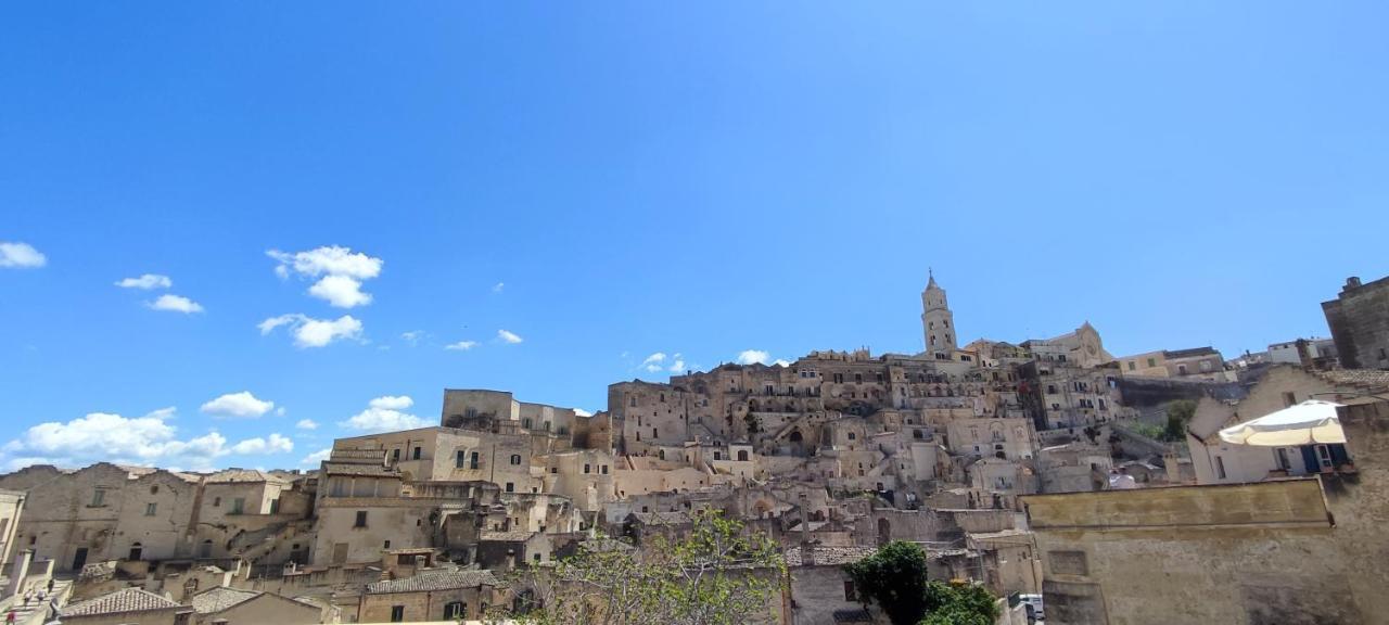 Casa Tudor Art Luxury Rooms Matera Exterior photo