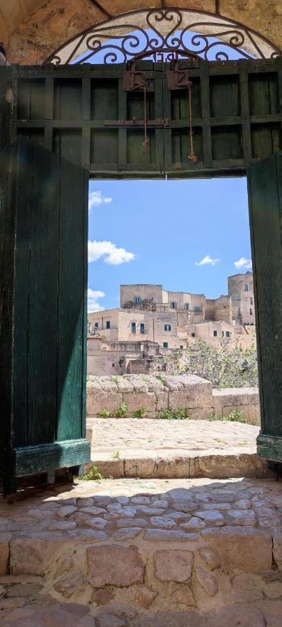 Casa Tudor Art Luxury Rooms Matera Exterior photo